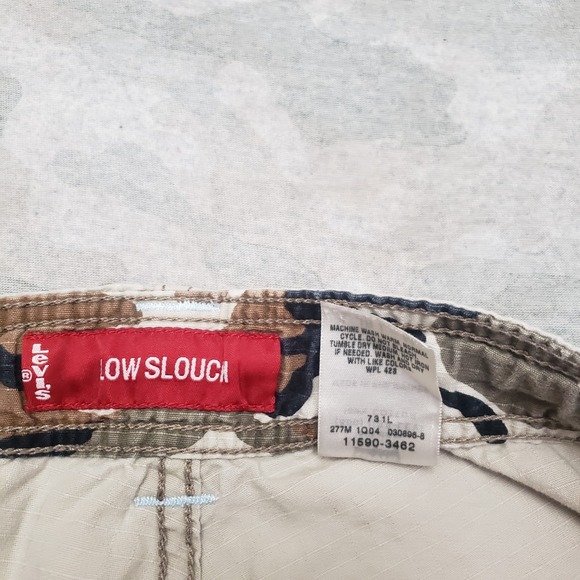 Vintage Levis Pants Womens Large Tan Low Slouch Cargo Pockets Y2K - Picture 12 of 15